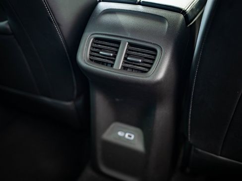 Used 2021 Buick Envision Essence w/ Sport Touring Package image 33