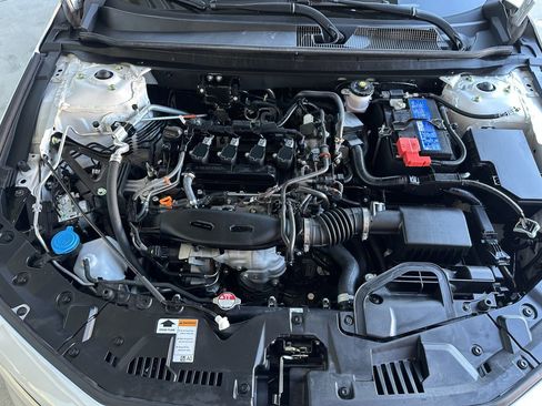 Used 2025 Honda Accord SE image 32