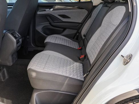 New 2025 Volkswagen Tiguan S image 33