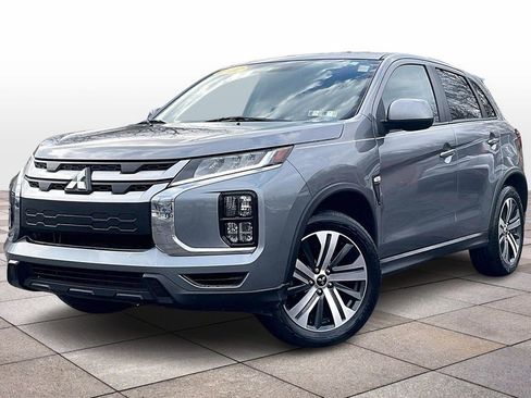 Used 2022 Mitsubishi Outlander Sport ES image 2