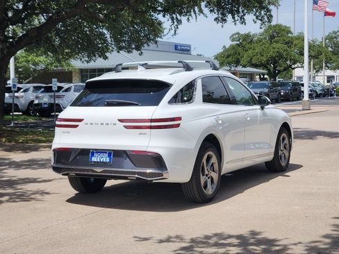 New 2026 Genesis GV70 2.5T AWD/4WD image 4