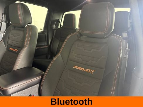 Used 2025 Nissan Frontier PRO-4X AWD/4WD image 9
