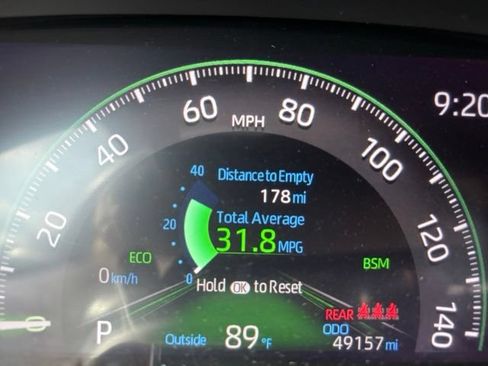 Used 2024 Toyota RAV4 XLE FWD image 11