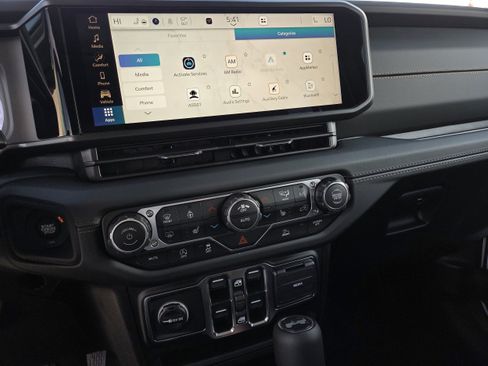 New 2026 Jeep Wrangler Unlimited Sahara image 10