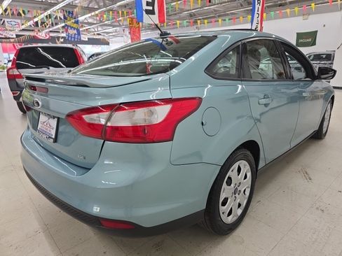Used 2012 Ford Focus SE FWD image 6