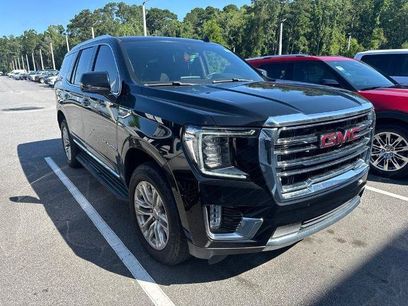 Used 2022 GMC Yukon SLT w/ SLT Premium Package