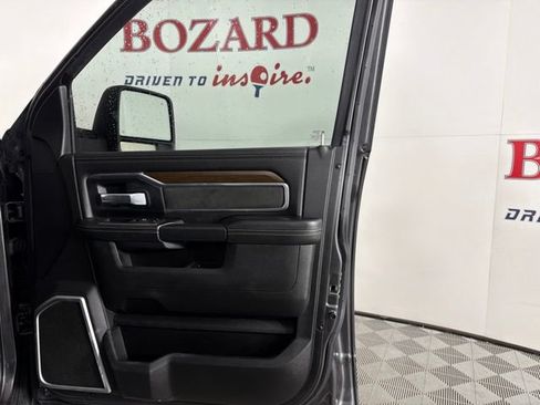 Used 2023 RAM 3500 Laramie AWD/4WD image 36
