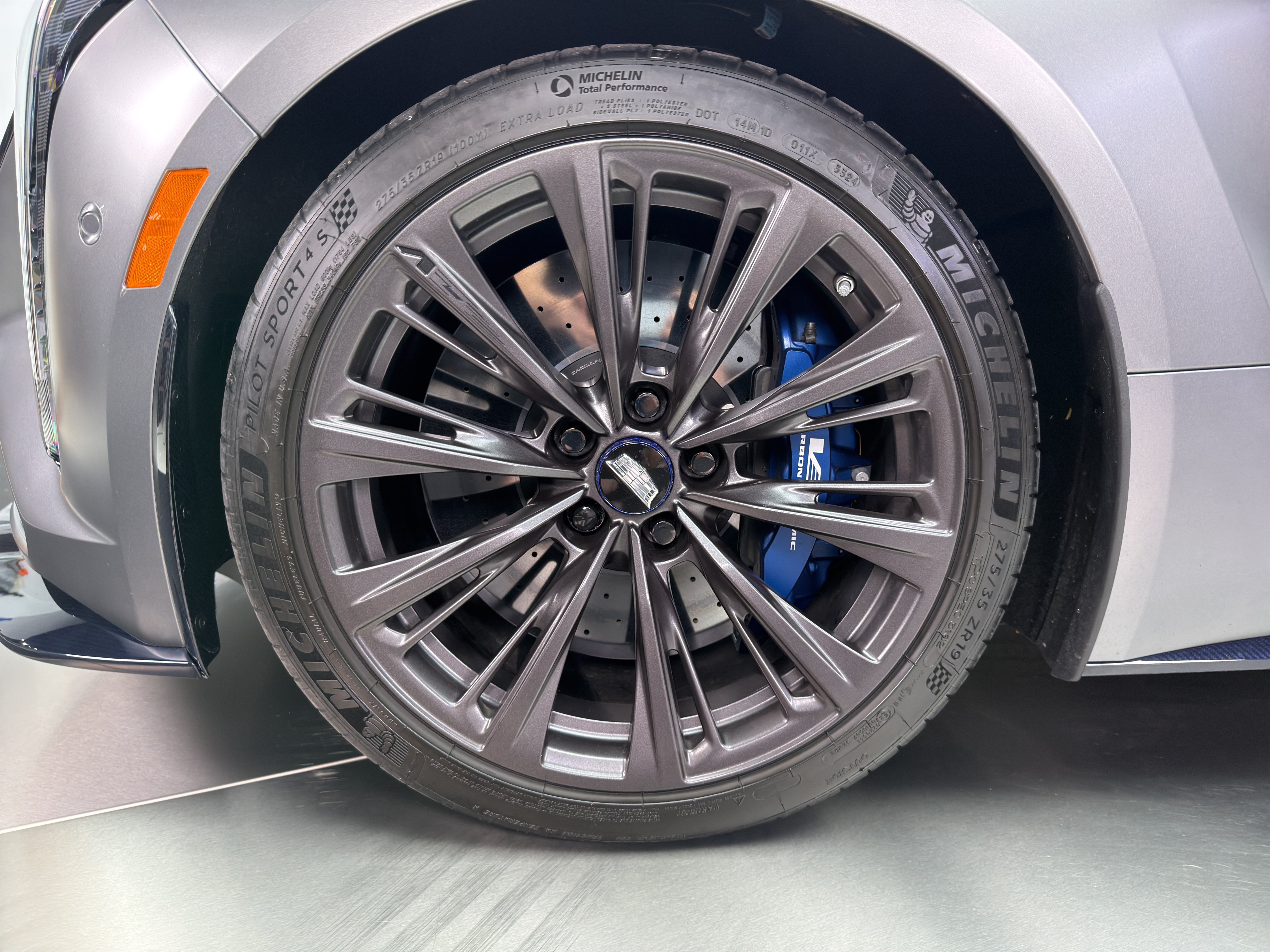 Used 2025 Cadillac CT5 V Blackwing w/ LE Monstre Special Edition RWD image 13