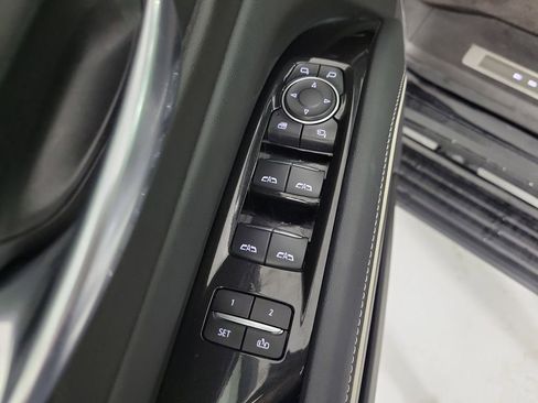 Certified 2022 Cadillac Escalade Premium Luxury w/ Performance Package image 21