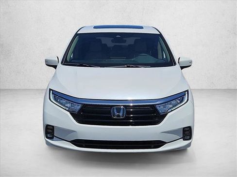 Used 2024 Honda Odyssey EX-L image 2