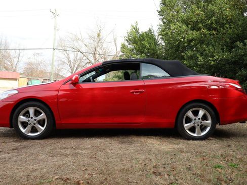 Used 2007 Toyota Solara SLE image 2
