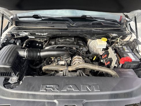 Used 2019 RAM 1500 Limited image 11