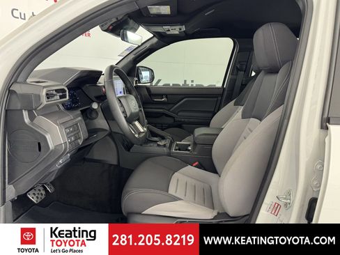 Used 2024 Toyota Tacoma TRD Sport image 13