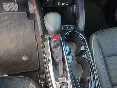 Used 2023 Chevrolet TrailBlazer RS w/ Convenience Package image 19