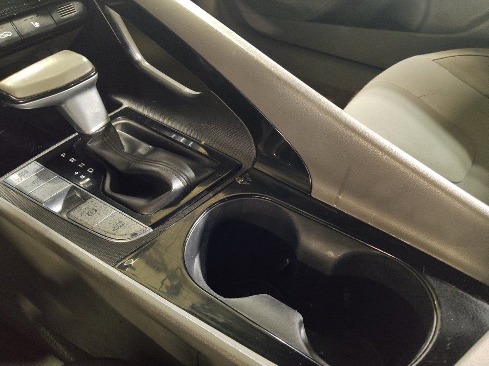 Used 2024 Hyundai Elantra SEL w/ Convenience Package FWD image 26