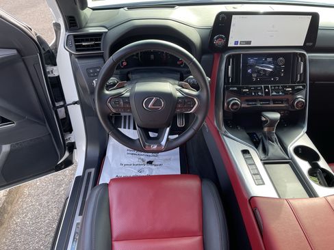 Used 2024 Lexus LX 600 F Sport AWD/4WD image 12