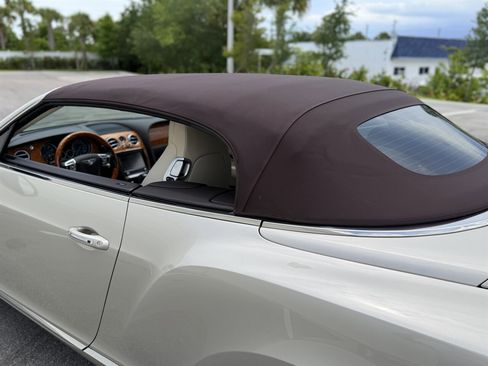 Used 2012 Bentley Continental GT w/ Elegant Specification Pkg AWD/4WD image 32