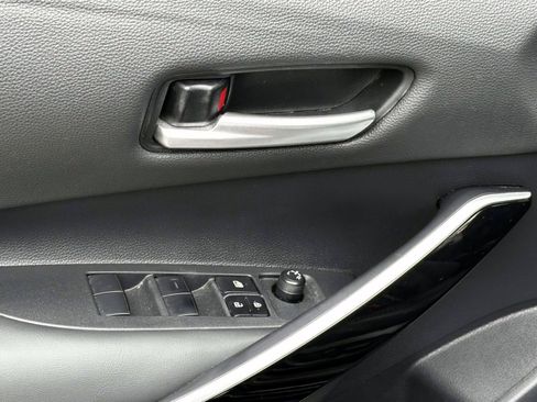 Certified 2025 Toyota Corolla XSE FWD image 13