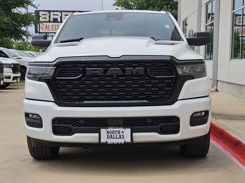 New 2026 RAM 1500 Express AWD/4WD image 5