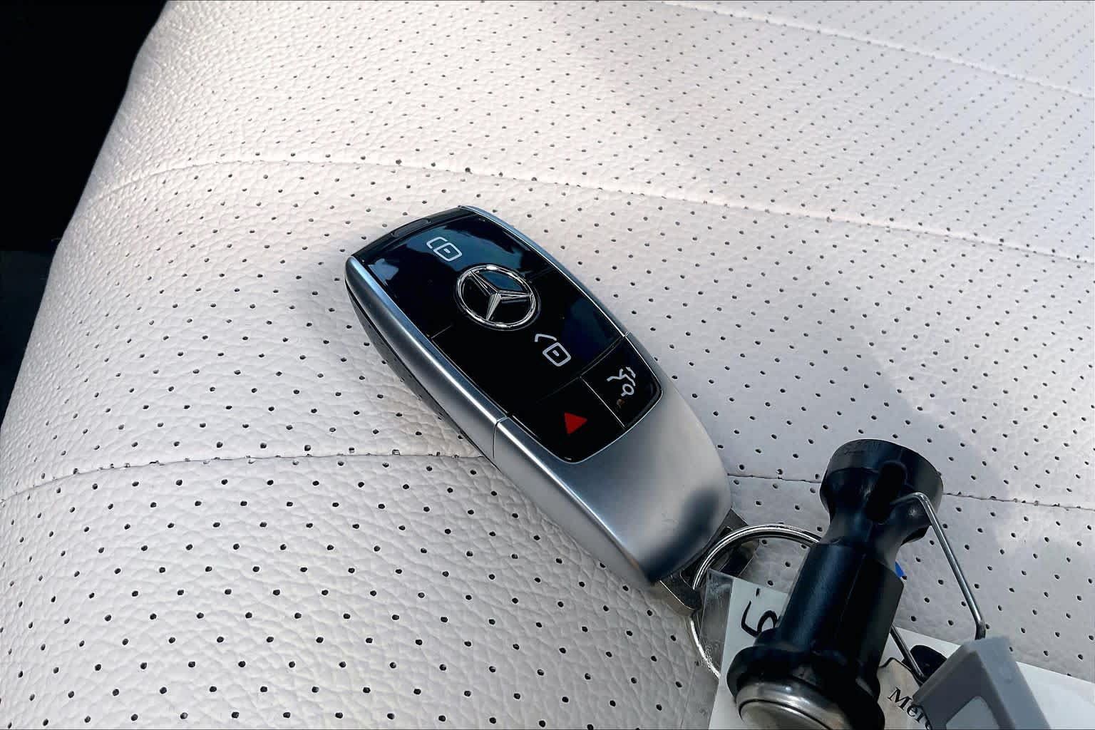 Used 2022 Mercedes-Benz E 350 Sedan image 15
