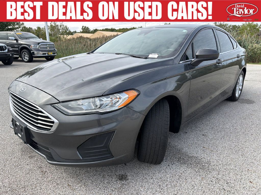 Used 2019 Ford Fusion SE FWD image 8