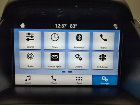 Used 2019 Ford Escape SE FWD image 25