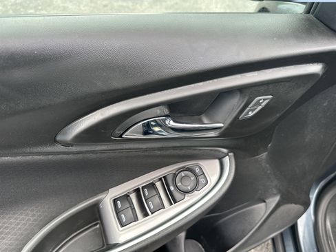 Certified 2021 Chevrolet Malibu LT FWD image 9