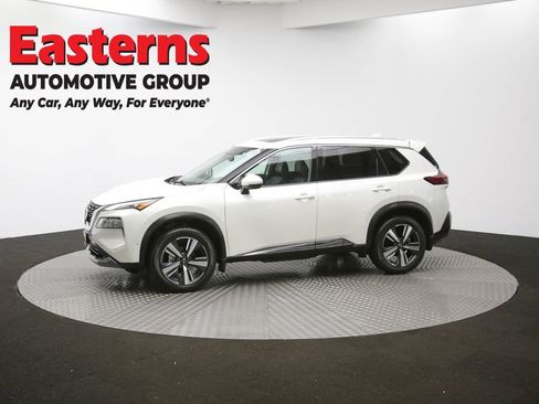 Used 2022 Nissan Rogue SL w/ SL Premium Package image 59