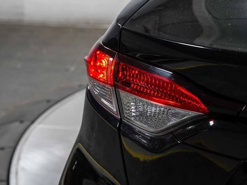 Certified 2026 Toyota Corolla LE w/ LE Premium Package FWD image 11