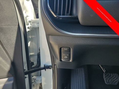 New 2026 Nissan Armada SV image 22