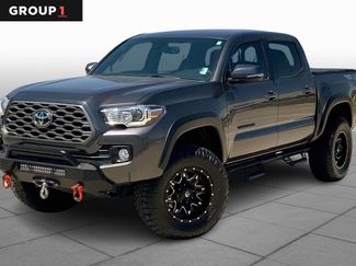 Used 2020 Toyota Tacoma TRD Off-Road AWD/4WD video 1
