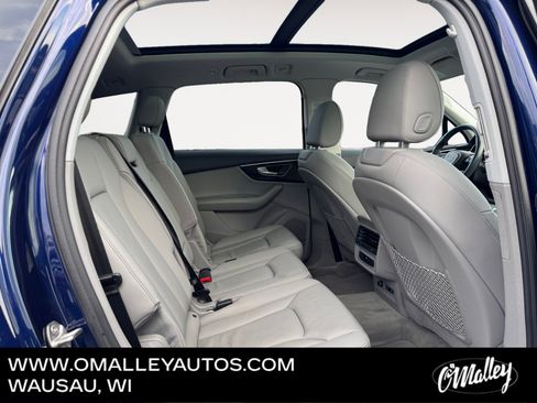 Used 2022 Audi Q7 Premium Plus image 13