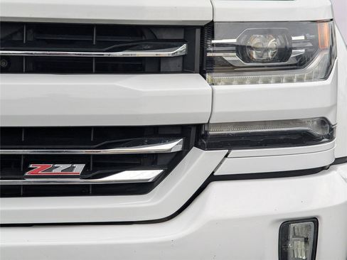 Used 2017 Chevrolet Silverado 1500 LTZ Z71 w/ LTZ Plus Package AWD/4WD image 40