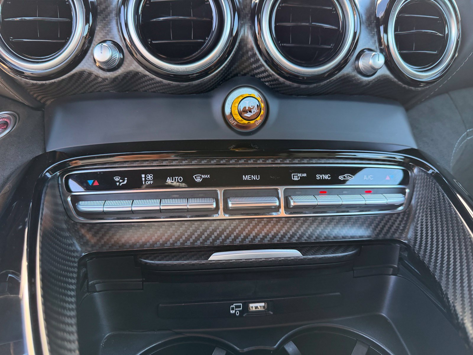 Used 2020 Mercedes-Benz AMG GT R image 21