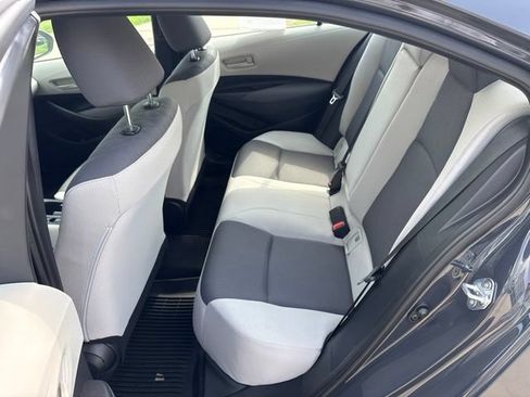 Used 2025 Toyota Corolla LE FWD image 26