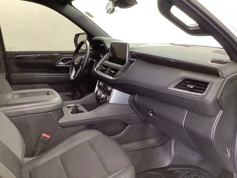 Used 2023 GMC Yukon SLE AWD/4WD image 37