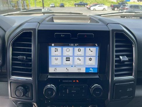 Used 2016 Ford F150 XLT w/ Equipment Group 302A Luxury AWD/4WD image 19