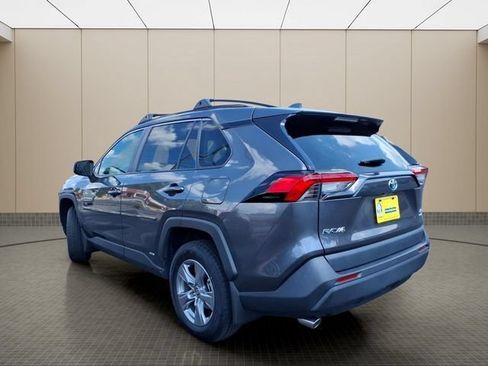 Used 2024 Toyota RAV4 LE AWD/4WD image 12