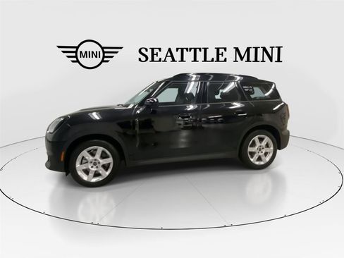 Used 2025 MINI Cooper Countryman SE AWD/4WD image 6