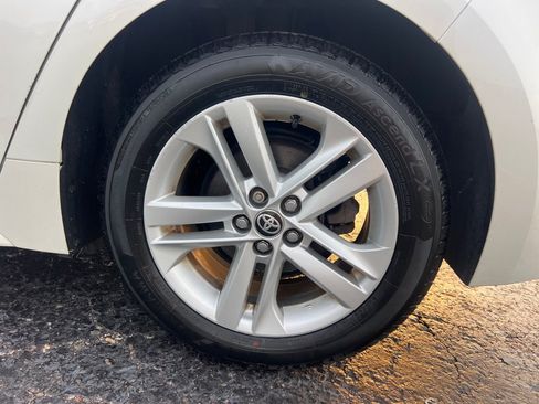 Used 2019 Toyota Corolla SE FWD image 37