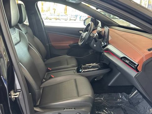 Certified 2022 Volkswagen ID.4 Pro S RWD image 9
