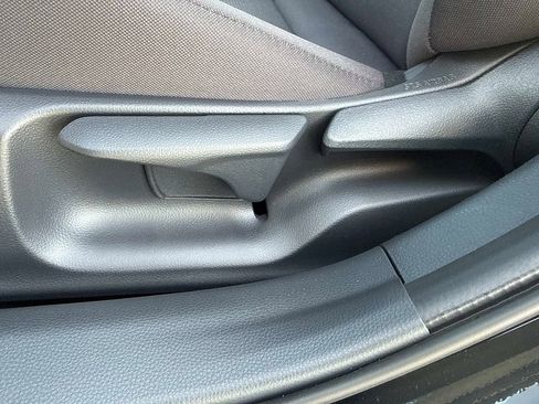 New 2026 Toyota Prius LE image 19