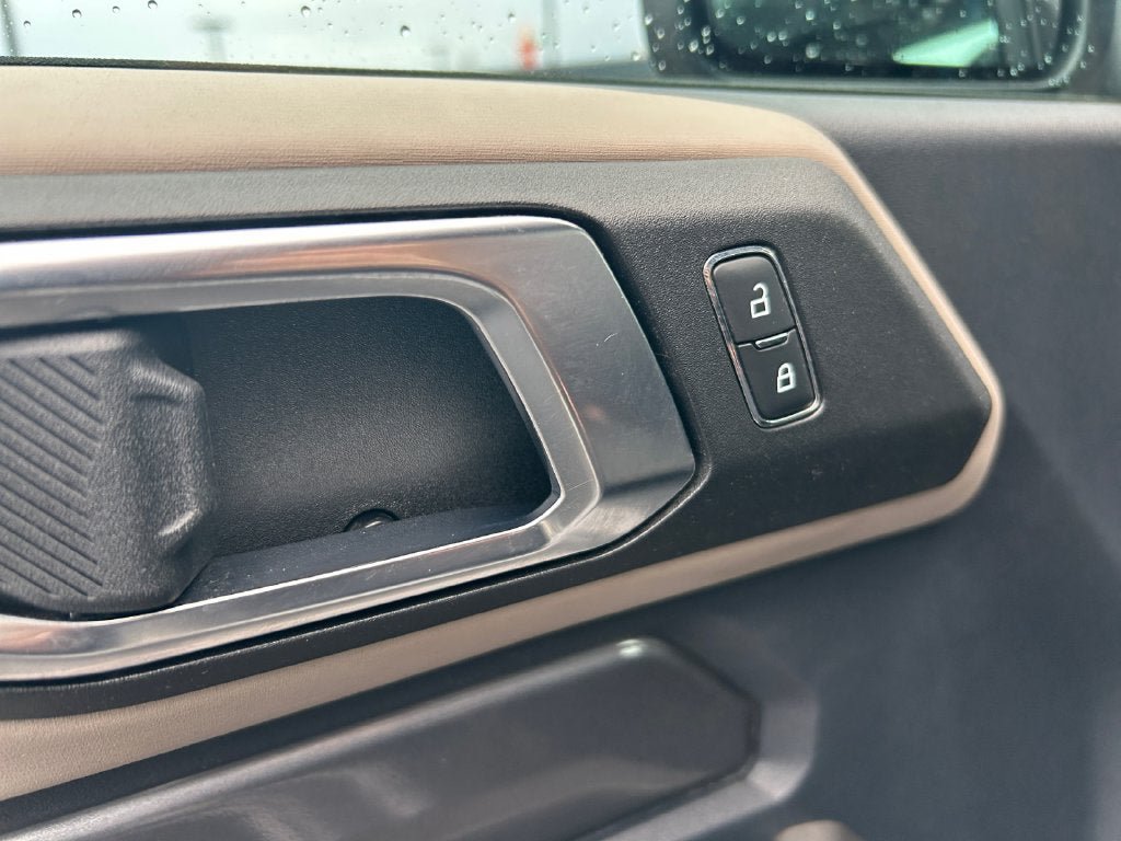 Used 2021 Ford Bronco Wildtrak AWD/4WD image 24