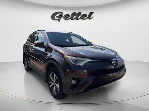 Used 2017 Toyota RAV4 XLE FWD image 1