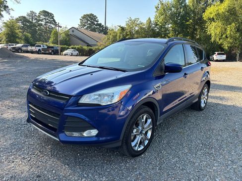 Used 2016 Ford Escape SE w/ SE Leather Comfort Package AWD/4WD image 8