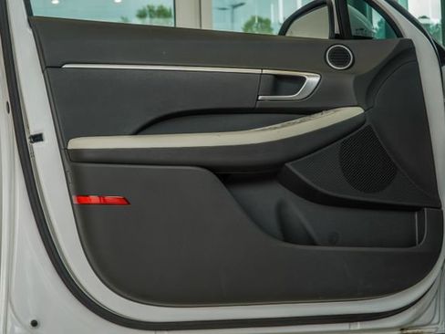 Certified 2025 Hyundai Sonata SE FWD image 33
