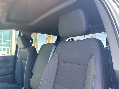 Used 2021 Chevrolet Silverado 1500 LT AWD/4WD image 16