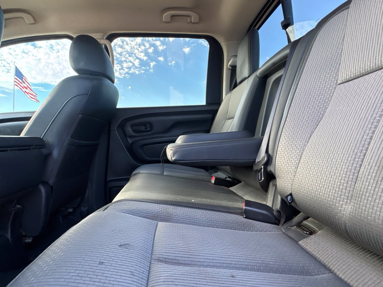 Used 2021 Nissan Titan S w/ S Utility Package RWD image 43