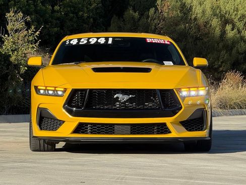 Used 2024 Ford Mustang GT Premium w/ GT Performance Package RWD image 3
