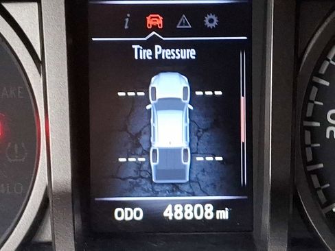 Used 2020 Toyota Tacoma TRD Off-Road image 20